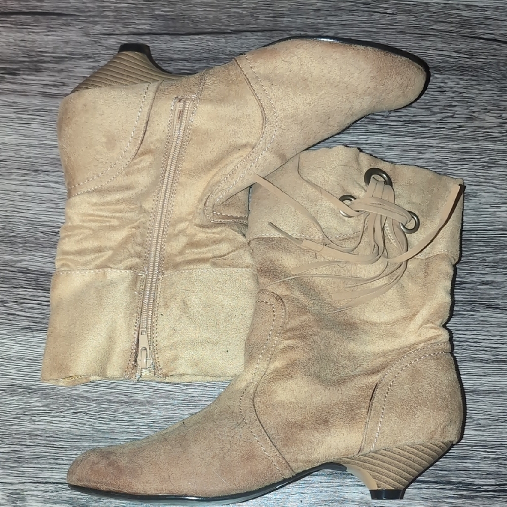 Women's Tan Ankle Boots